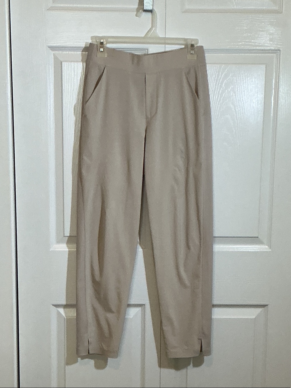 Athleta Women’s Khaki Tailored Chinos - Light Beige